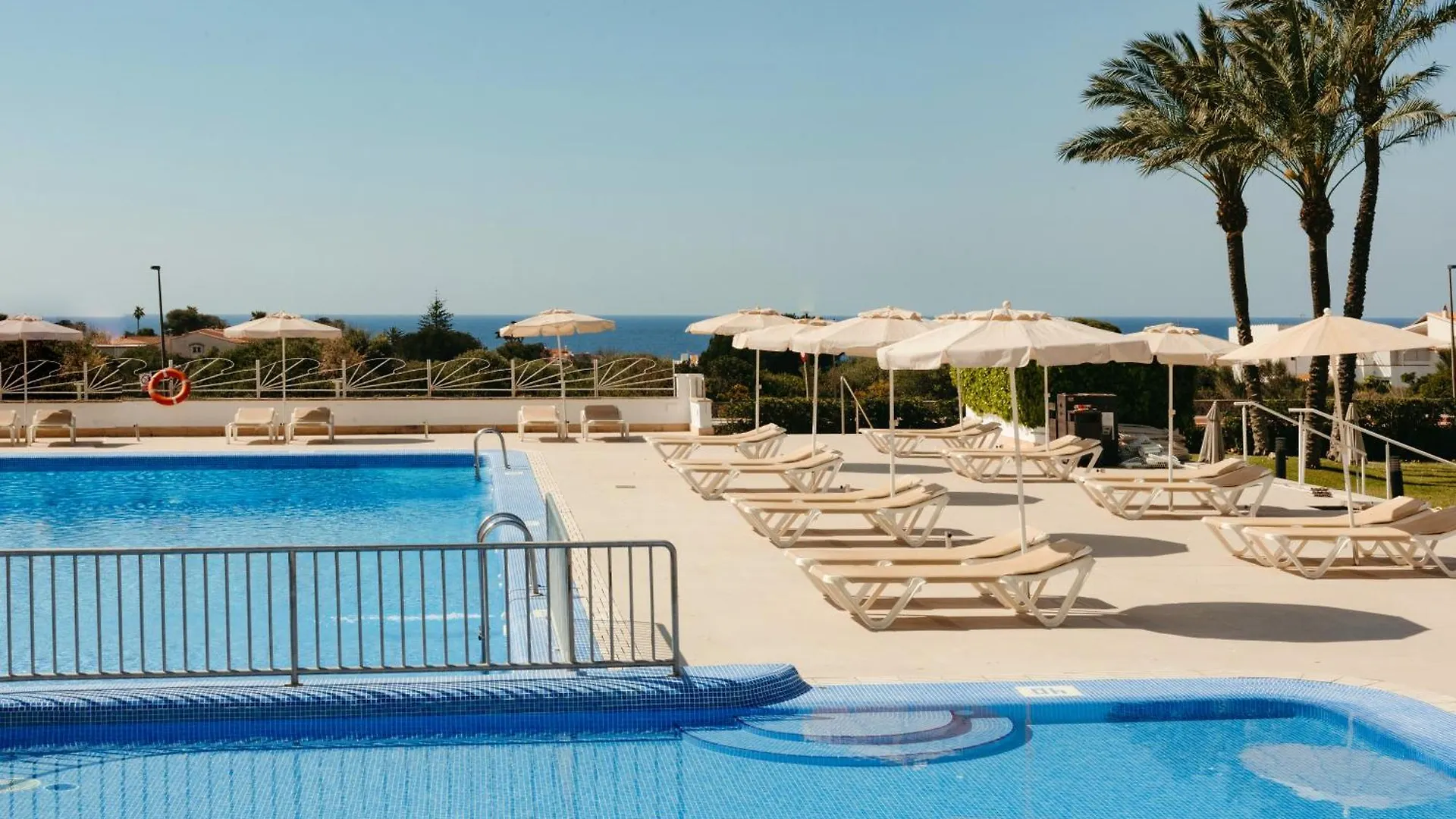 Отель Minura Sur Menorca Пунта Прима