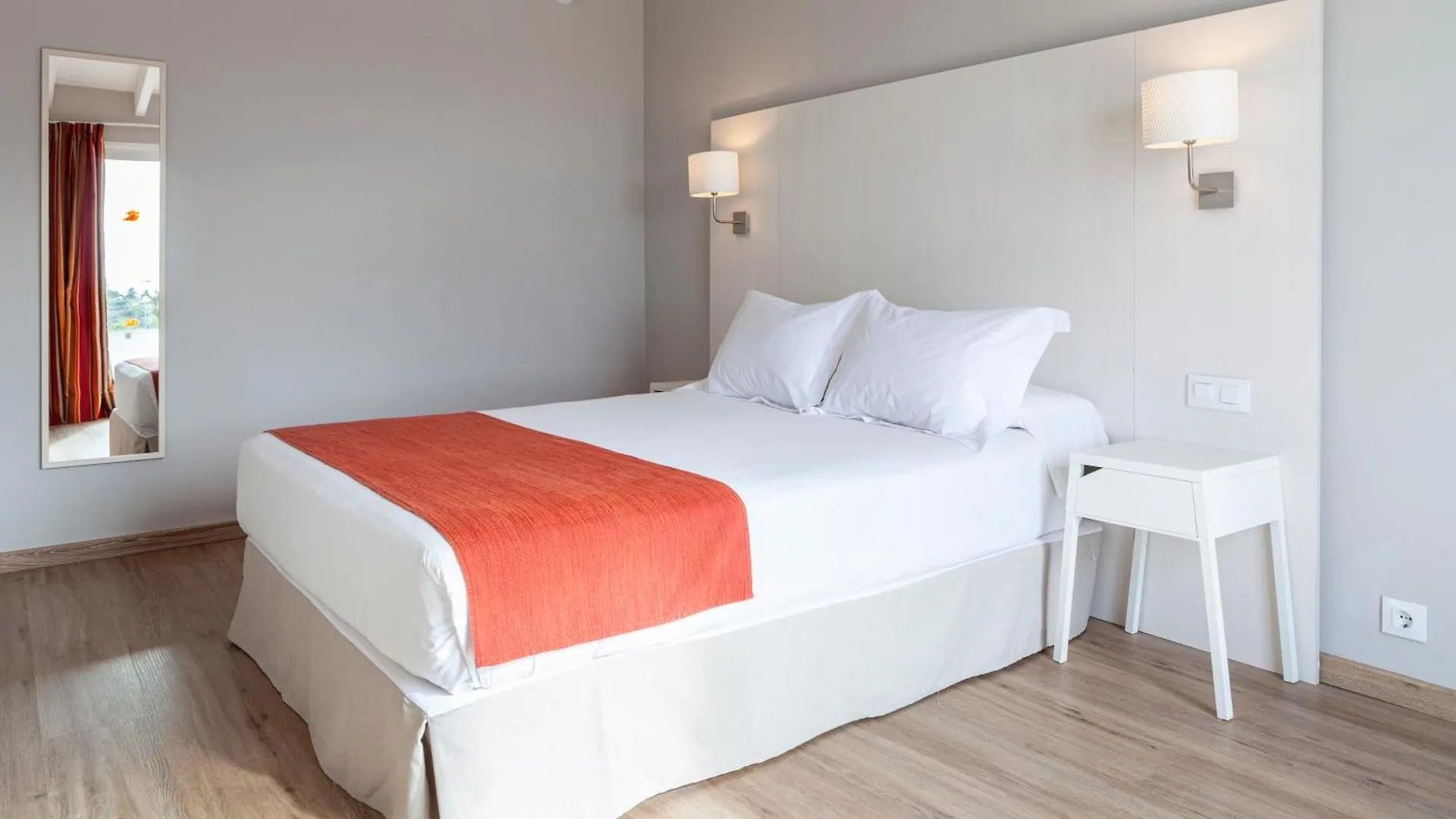 Minura Sur Menorca Hotel Punta Prima